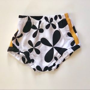 Retro Toddler Bloomers - Black and White Flowers